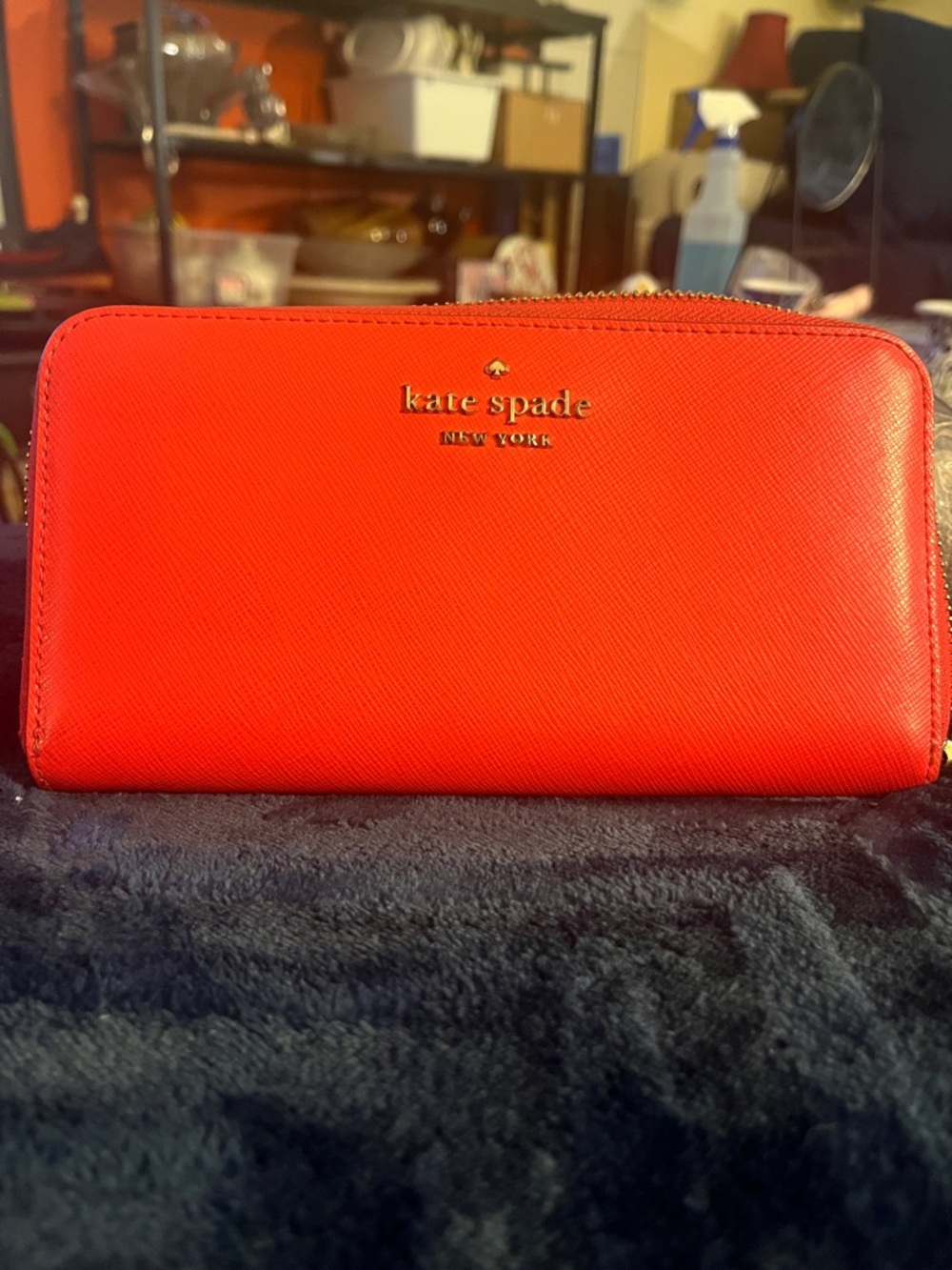 kate spade red zip-around wallet with gold logo see pics and description